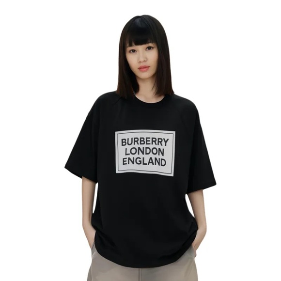 Burberry Unisex Raglan Sleeve T Shirt